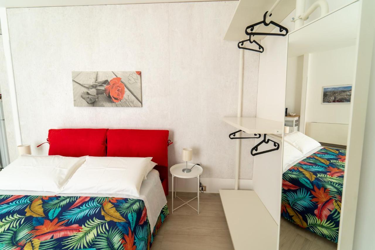 Nni Mia Hotel Modica Bagian luar foto